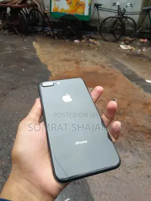 Photo - Apple iPhone 8 Plus 64 GB Black