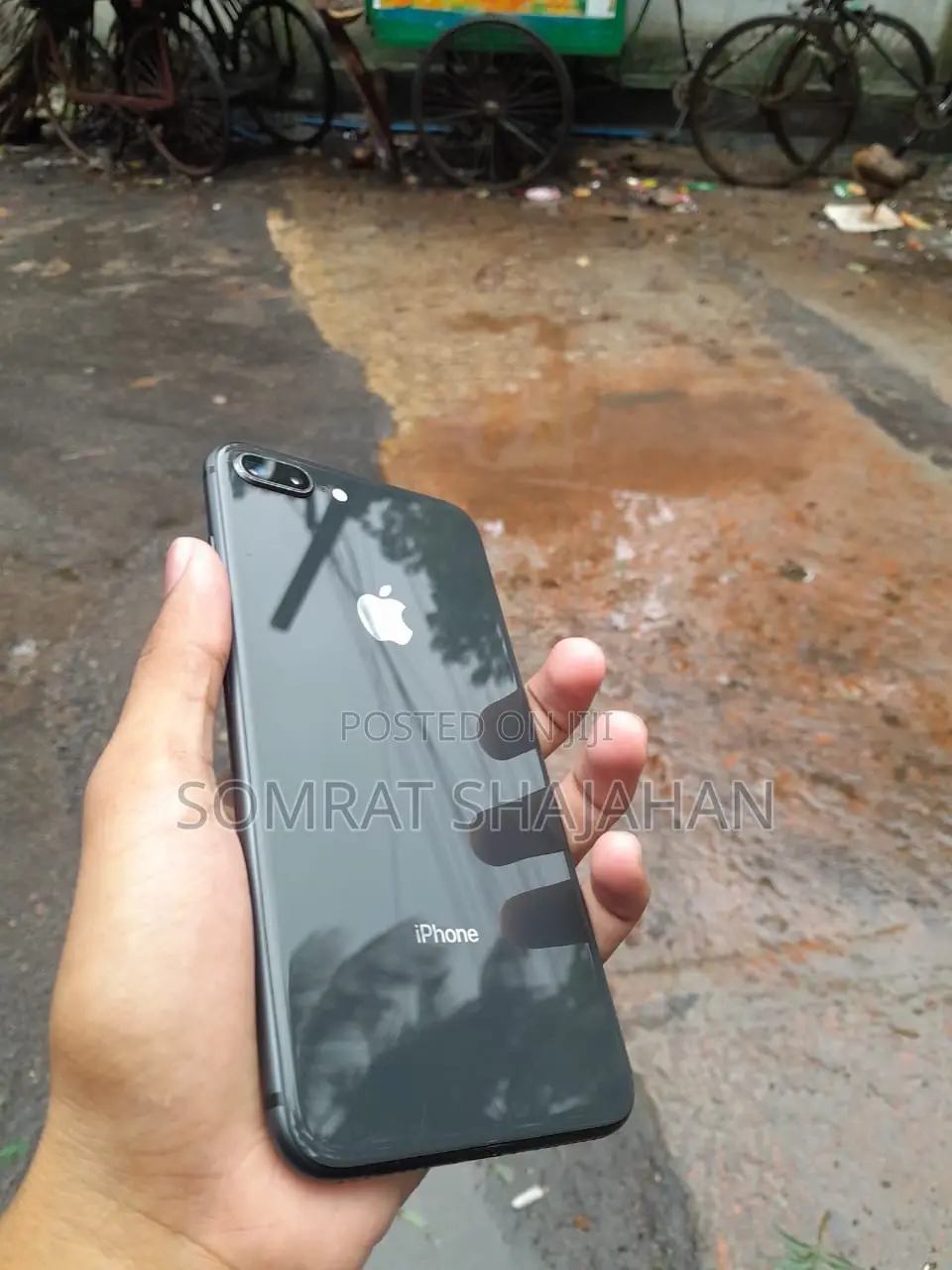 Apple iPhone 8 Plus 64 GB Black