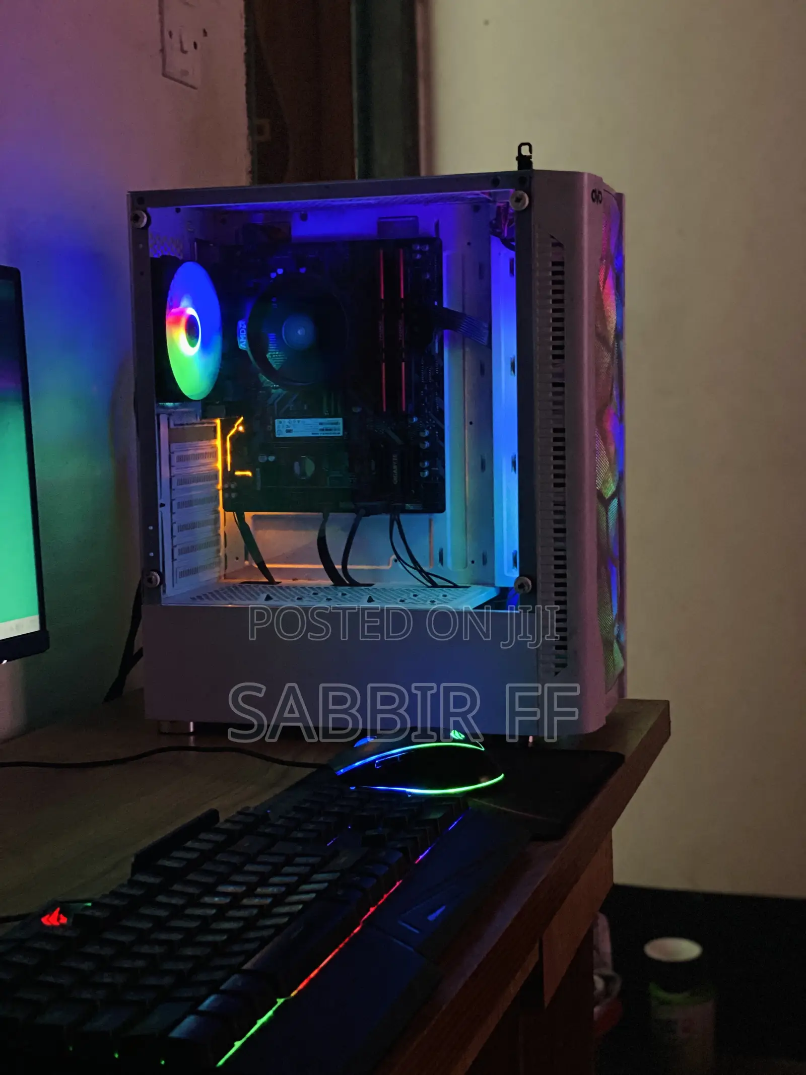 Desktop Computer Microsoft 16GB AMD Ryzen 5 SSD 256GB