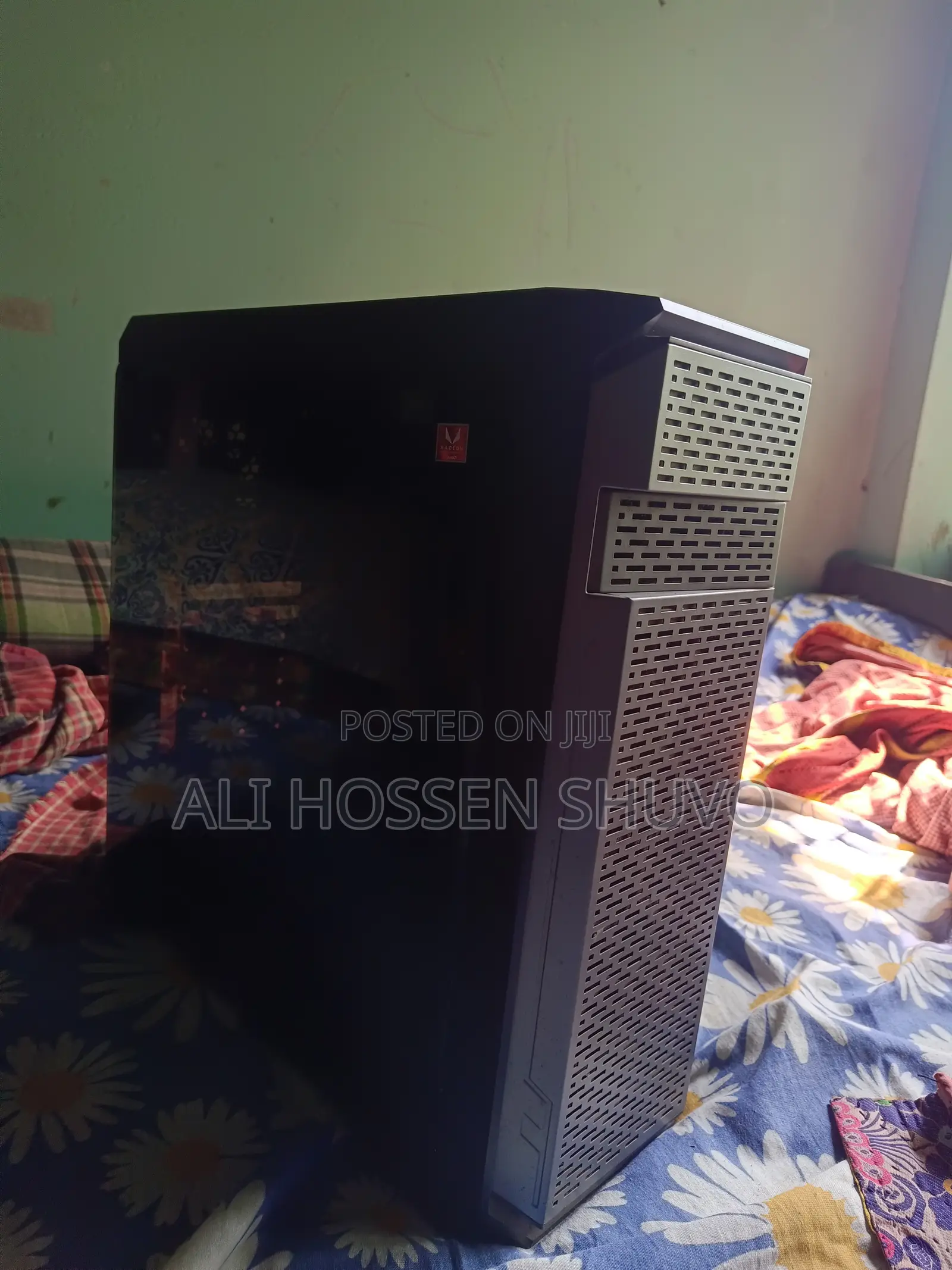 Desktop Computer Asus 8GB AMD Ryzen 3 SSD 256GB