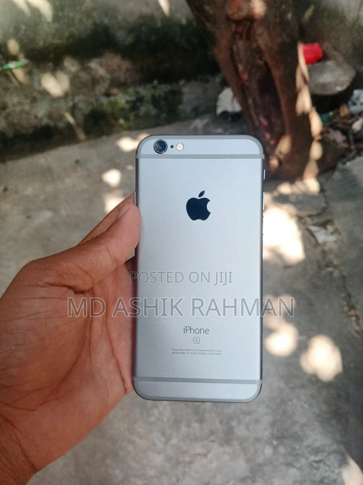 New Apple iPhone 6s 64 GB Black