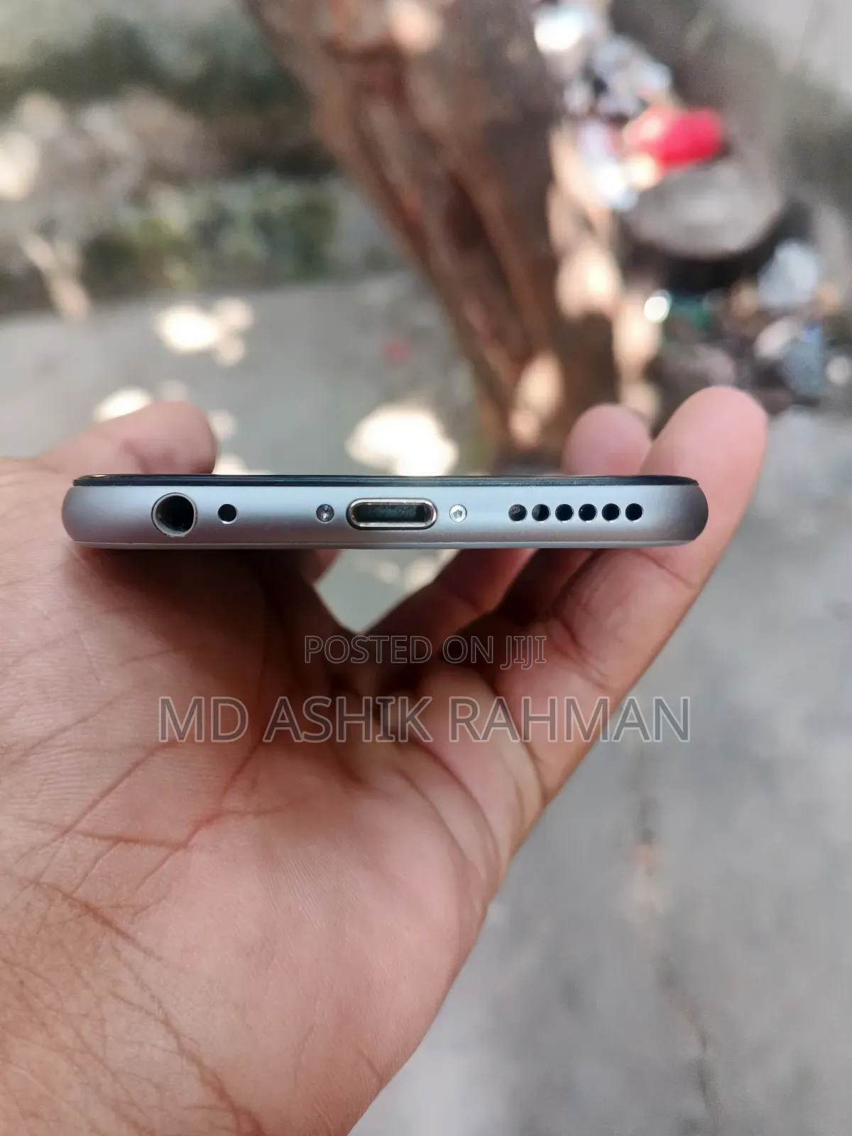 New Apple iPhone 6s 64 GB Black