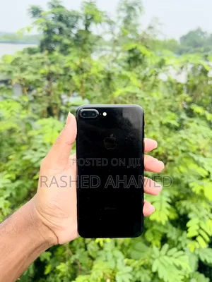 Photo - Apple iPhone 7 Plus 256 GB Black