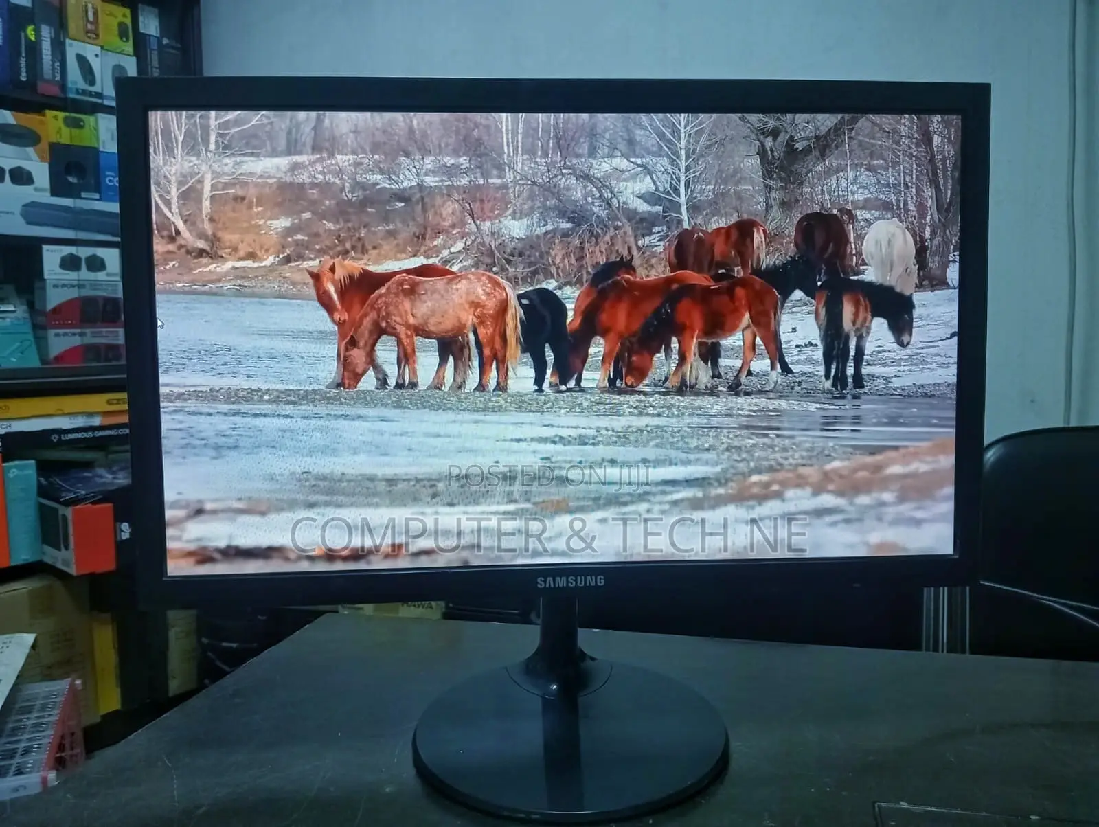 Samsung 19" Ips Led Monitor – Full Fresh Guaranty