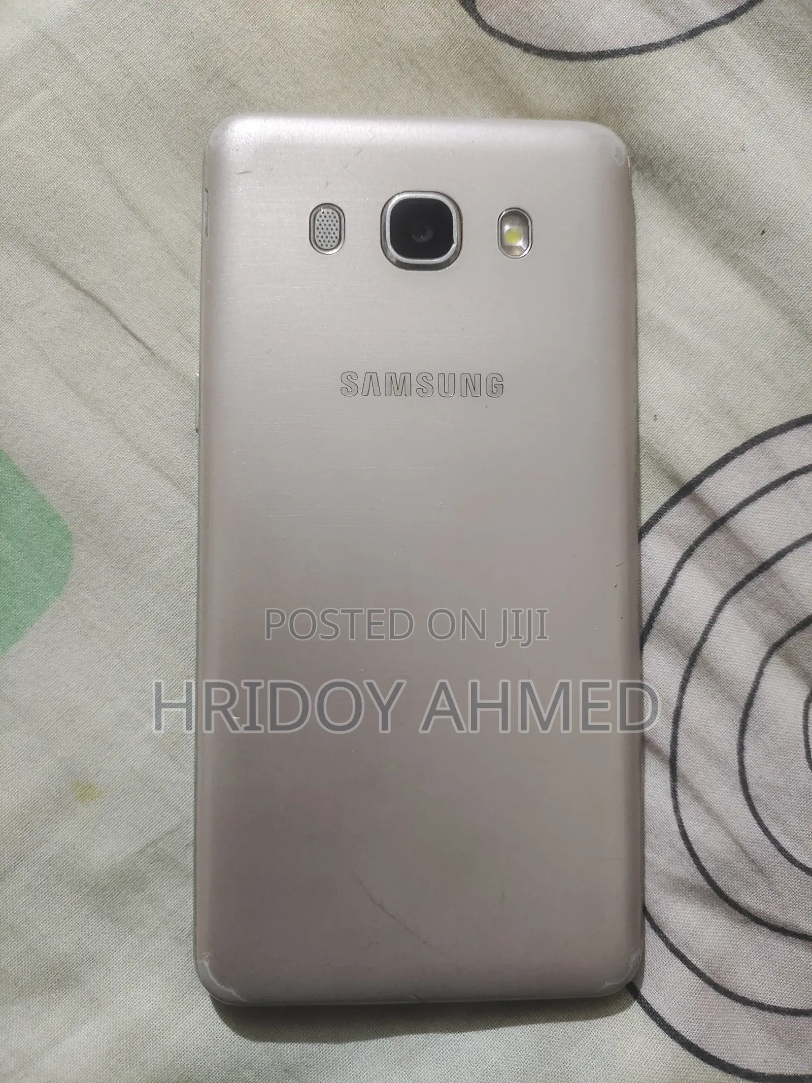 Samsung Galaxy J5 16 GB