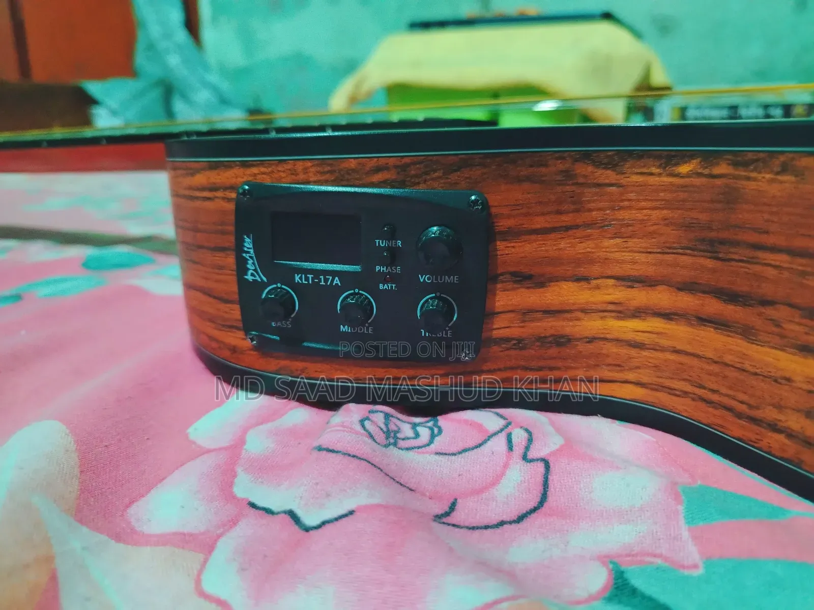 Deviser Ls-161 Eq Premium Acoustic-Electric Guitar – Mint Condition