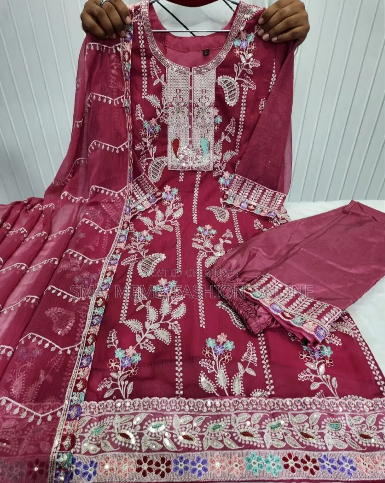 Readymade Three Piece Fabrics: Faux Georgette