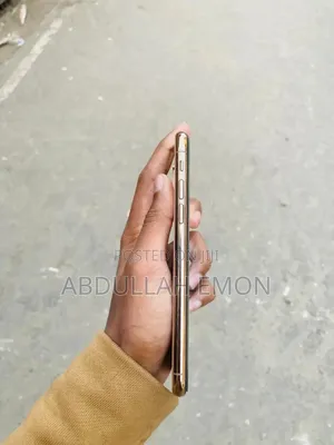 Apple iPhone XS Max 64 GB Gold
