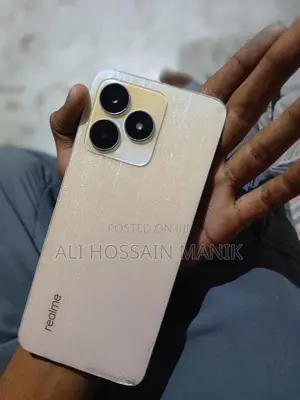 Photo - Realme C53 (India) 128 GB Gold