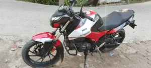 Photo - Hero Thriller 160R 2021 Gray