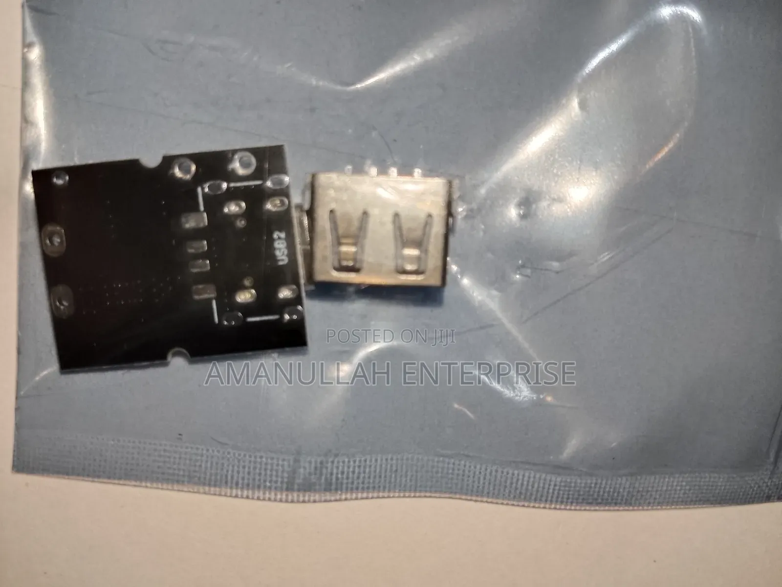 Type-C Usb 5v 2a Boost Converter and Lithium Battery Charging Protect