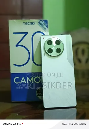Photo - Tecno Camon 30 256 GB White