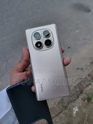 Photo - Xiaomi Redmi Note 14 Pro 256 GB Silver
