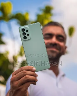 Photo - Samsung Galaxy A73 5G 256 GB