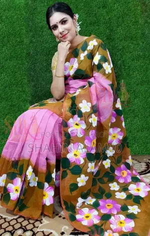 হ্যান্ড প্রিন্ট হাফ সিল্ক শাড়ি