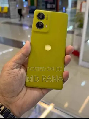 Photo - New Motorola Moto G85 128 GB Orange