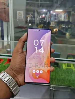 New Motorola Moto G85 128 GB Orange