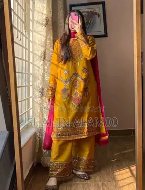 সিকোয়েন্স এমব্রয়ডারি থ্রি পিস