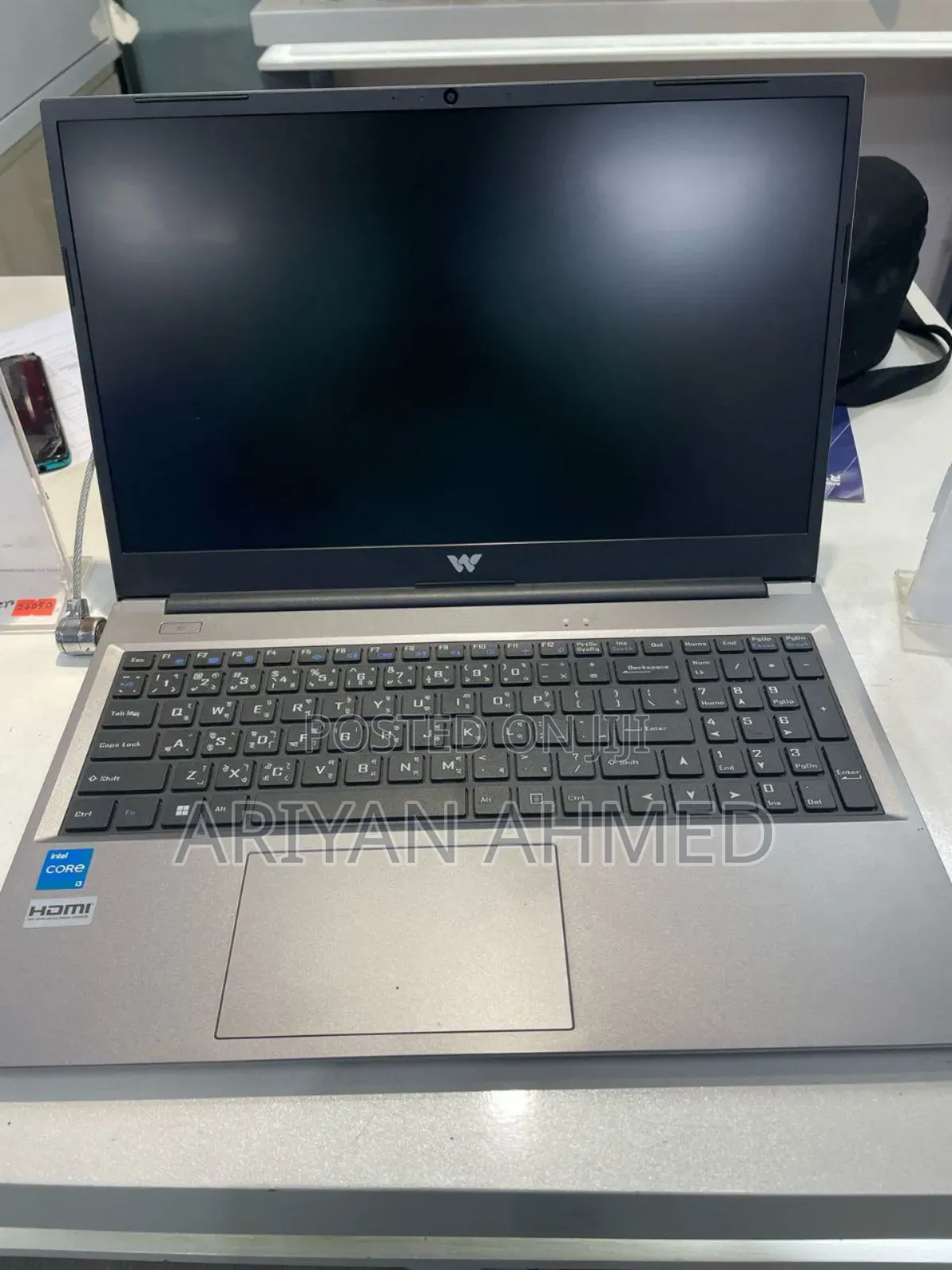 Laptop 8GB Intel Core I3 HDD+SSD 1T