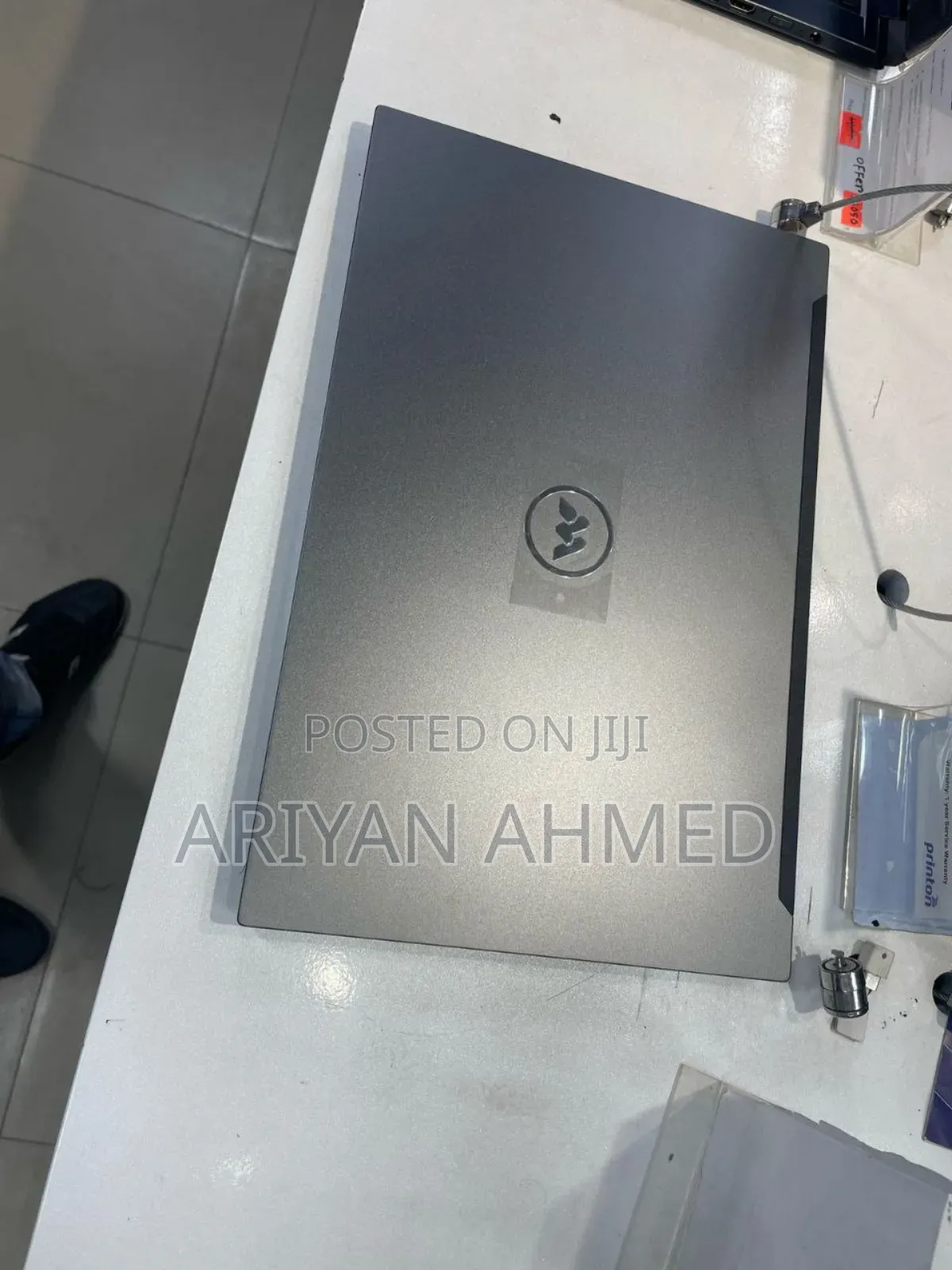 Laptop 8GB Intel Core I3 HDD+SSD 1T