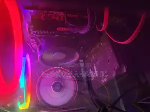 Desktop Computer 16GB AMD Ryzen 5 SSD 256GB