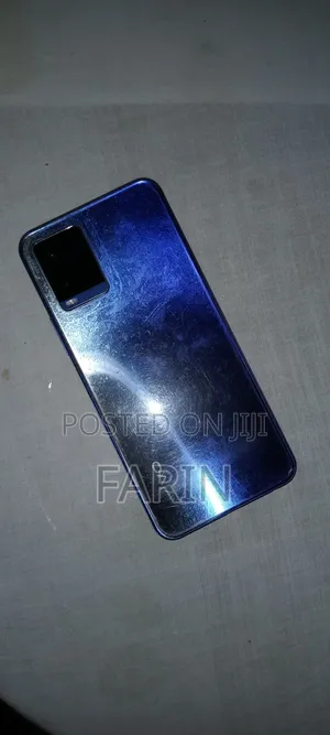Photo - Vivo Y21 64 GB Blue