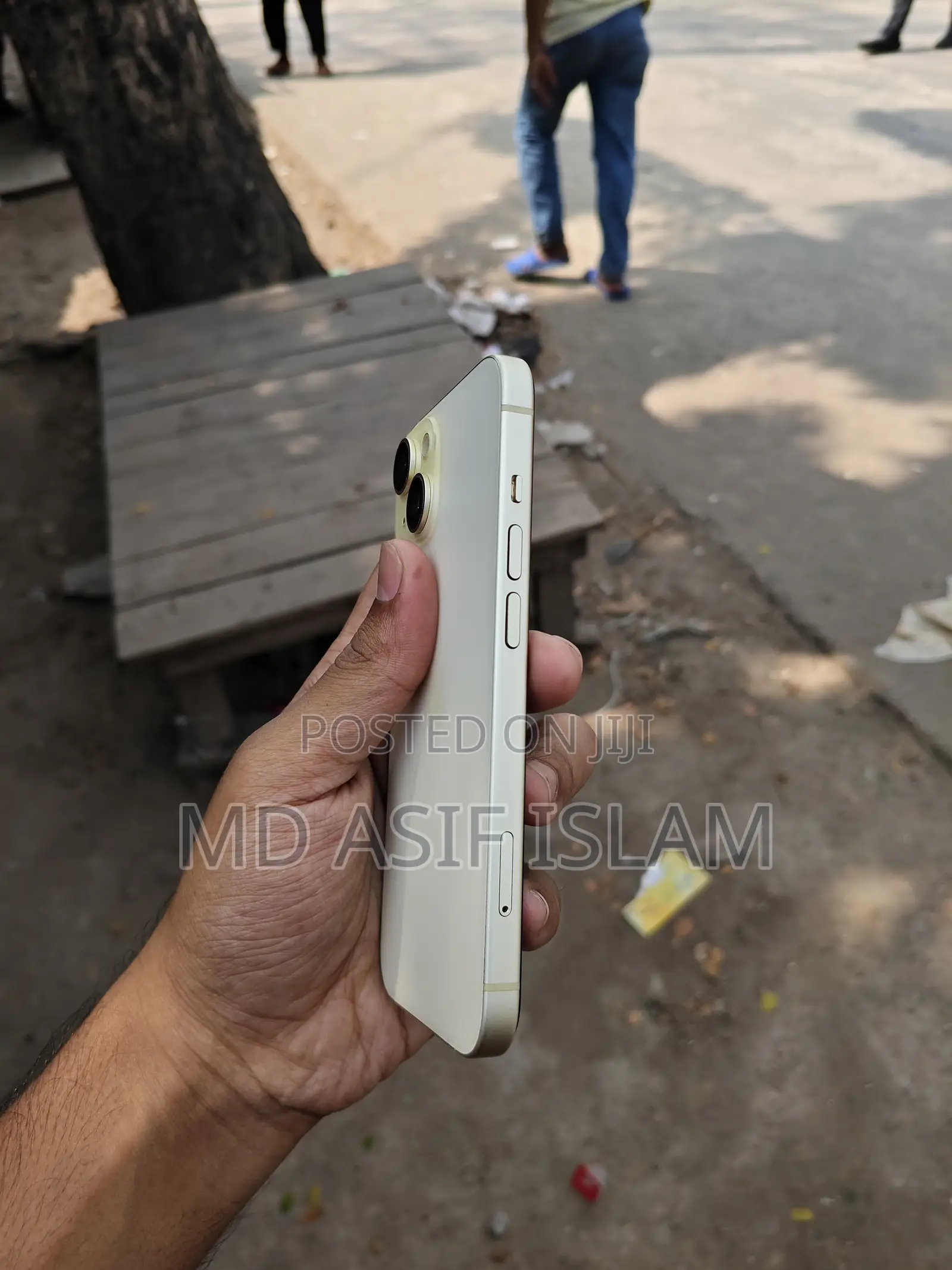 Apple iPhone 15 128 GB Yellow