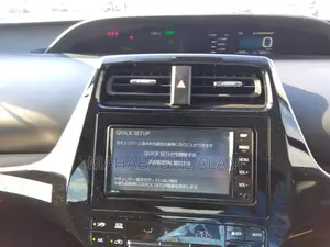 Toyota Prius 2020 Pearl