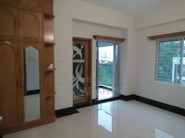 3bdrm Apartment in Gulshan for Rent in Gulshan Houses