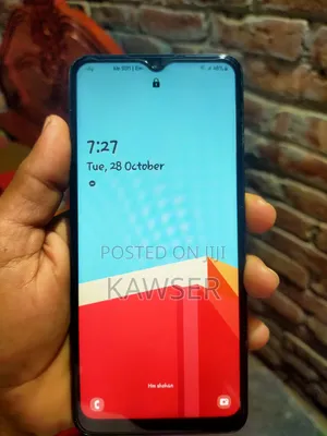 Photo - Samsung Galaxy M12 128 GB Black