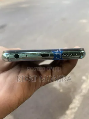 Vivo Y17 256 GB Blue