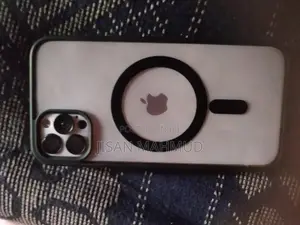 Photo - Apple iPhone 11 64 GB White