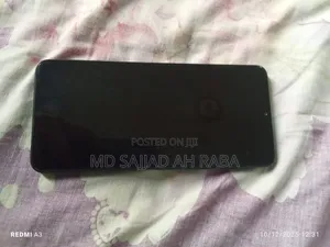 Vivo Y04 128 GB Blue