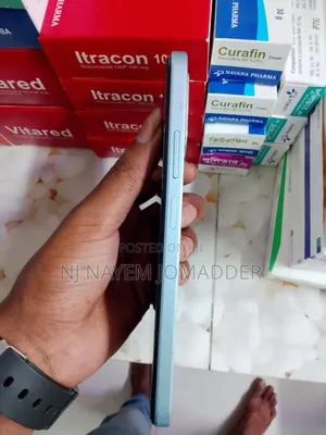 Oppo A18 128 GB Blue