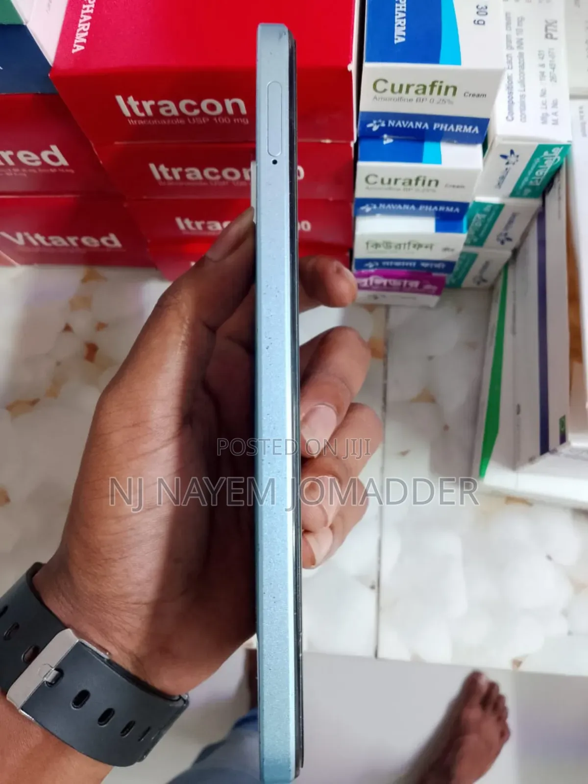 Oppo A18 128 GB Blue