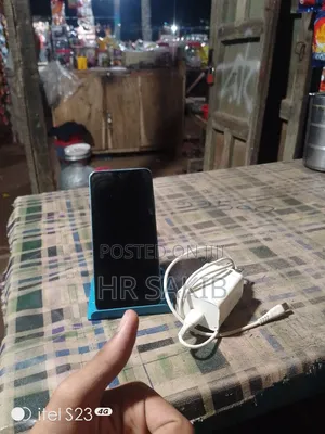 Photo - Infinix Hot 30i 128 GB Purple