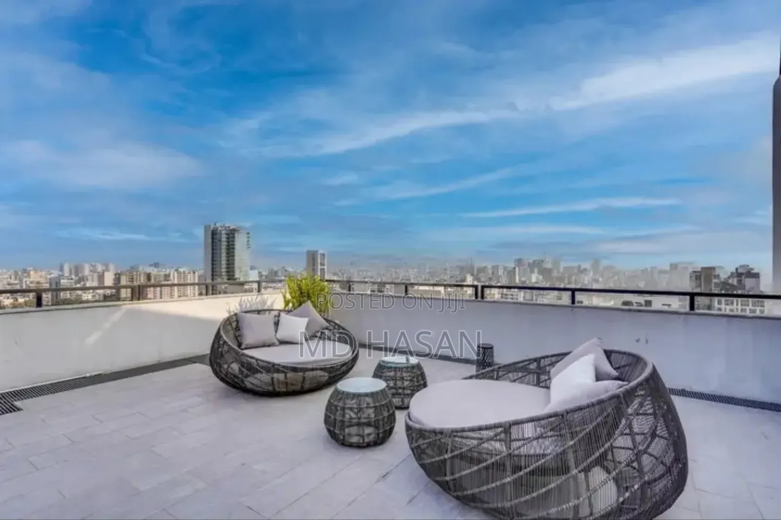 3bdrm Apartment in Semi Furnished for Rent