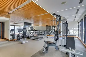 3bdrm Apartment in Semi Furnished for Rent