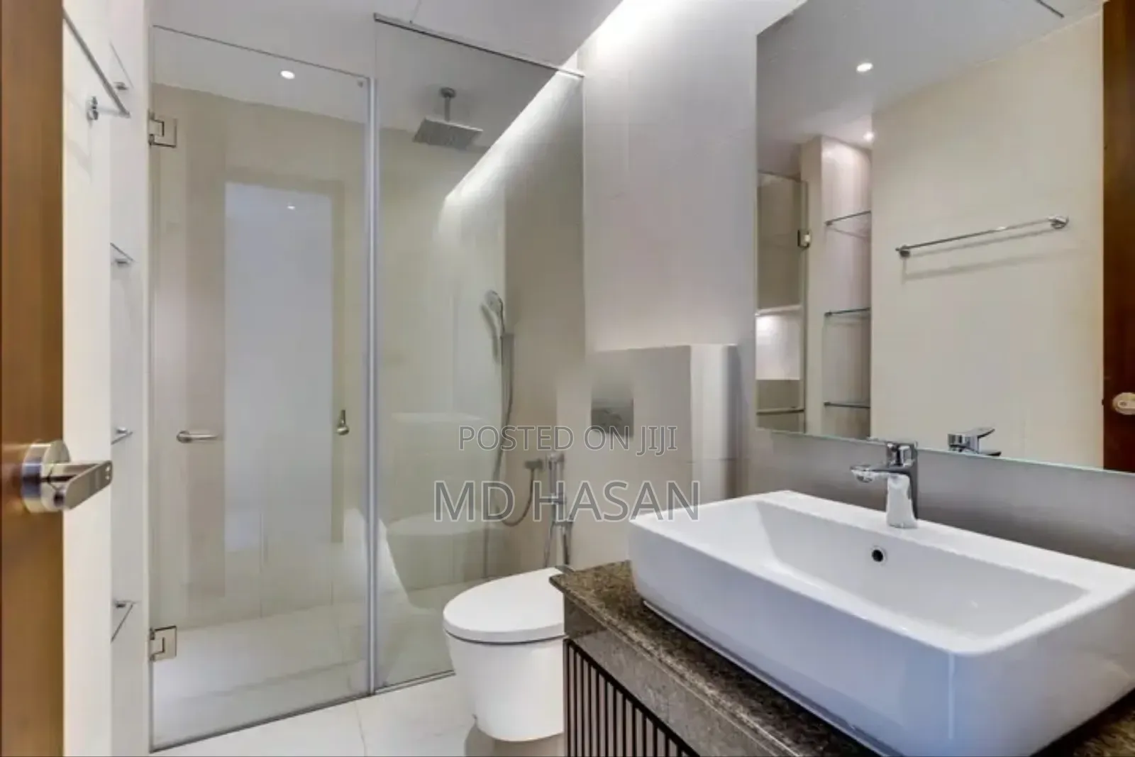 3bdrm Apartment in Semi Furnished for Rent