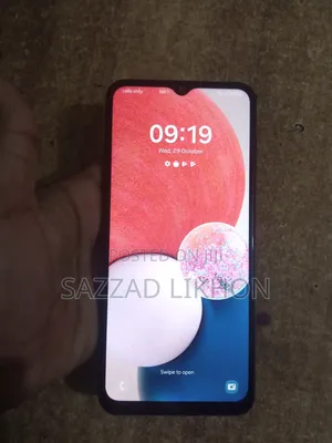 Photo - Samsung Galaxy A13 64 GB Silver