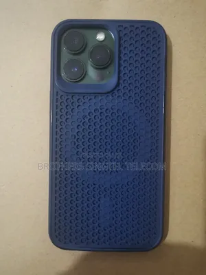 Photo - Apple iPhone 13 Pro 128 GB Green