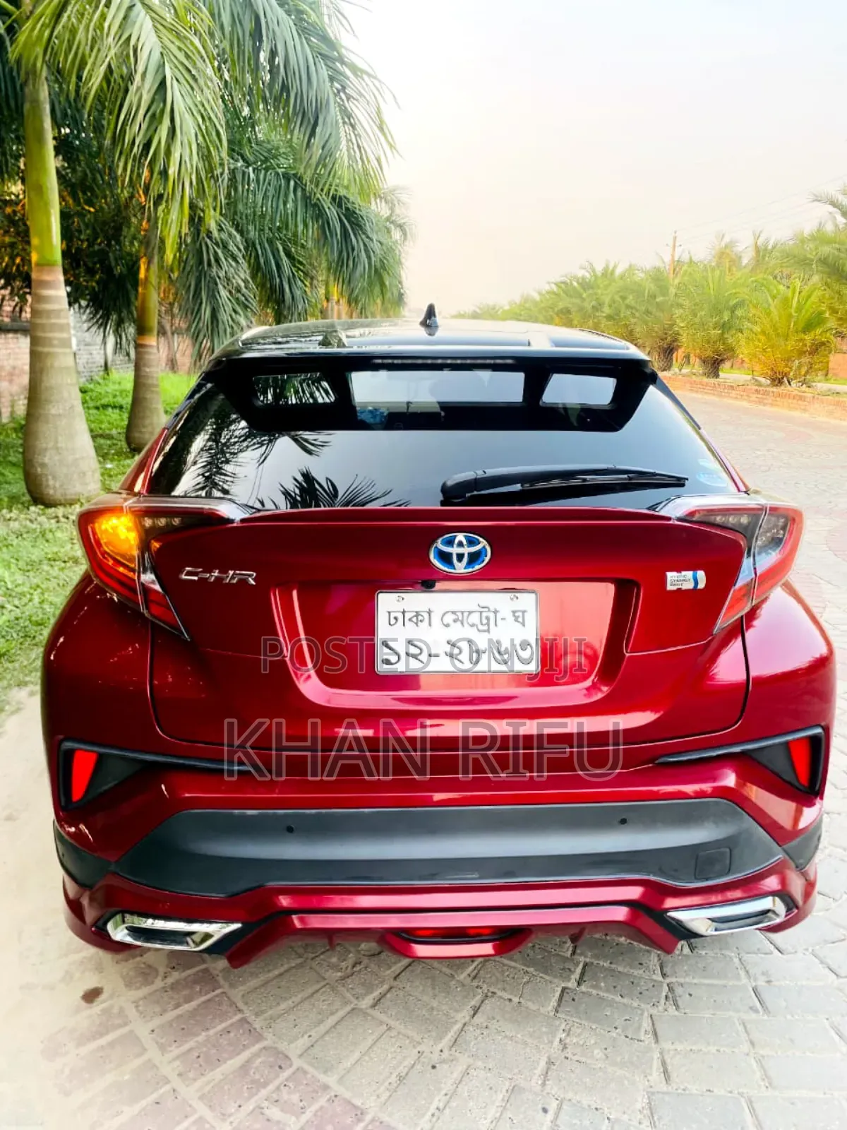 Toyota C-Hr XLE Prermium FWD (2.0L 4cyl 2AM) 2018 Red