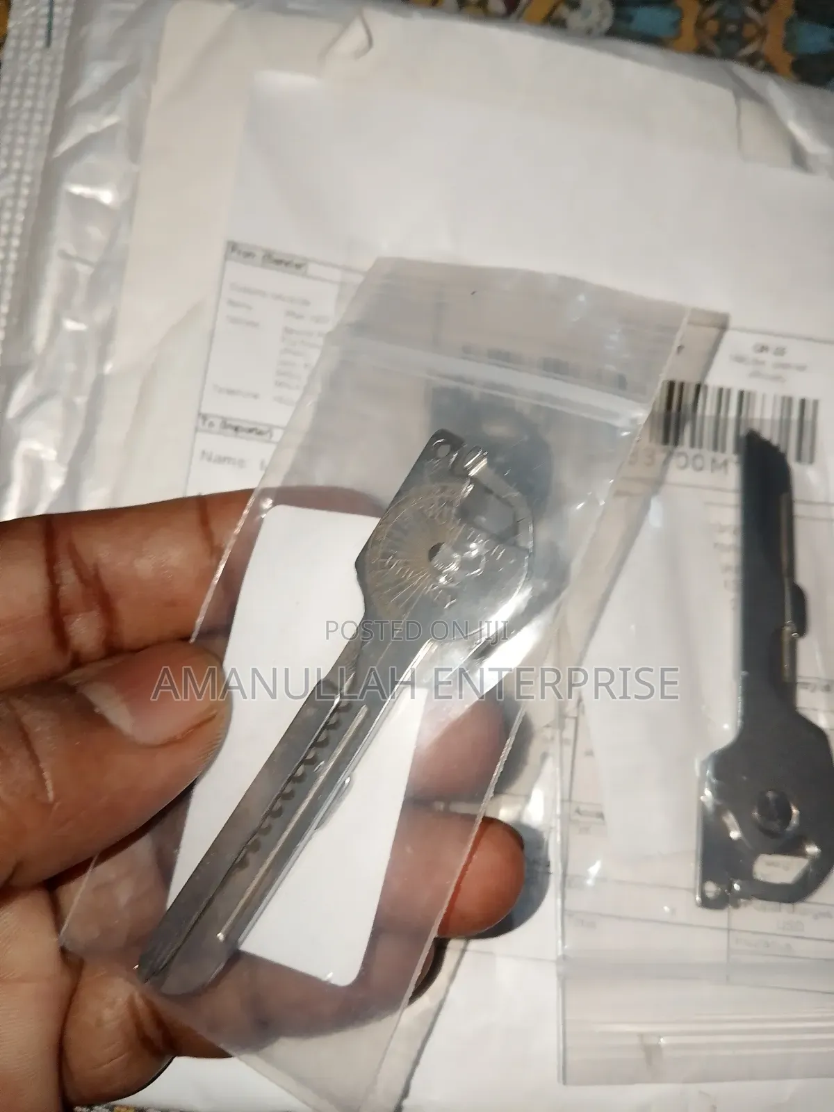 Swiss+Tech 6-in-1 Utility Key Multi-Tool.