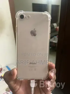 Photo - Apple iPhone 8 64 GB White