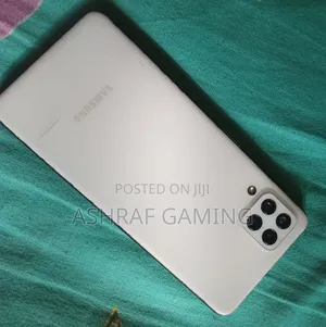 Photo - Samsung Galaxy A22 64 GB White