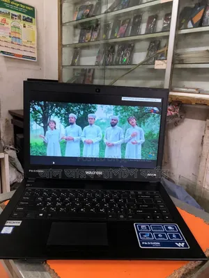 Photo - Laptop 4GB Intel Core I3 HDD 1T