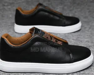 New Fashion Solid Color Comfortable Non-Slip Sneak Running Shoes