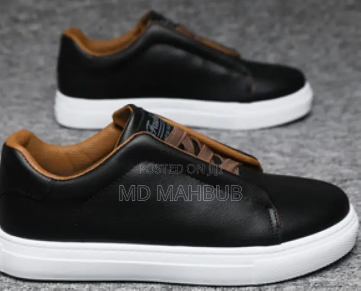 New Fashion Solid Color Comfortable Non-Slip Sneak Running Shoes