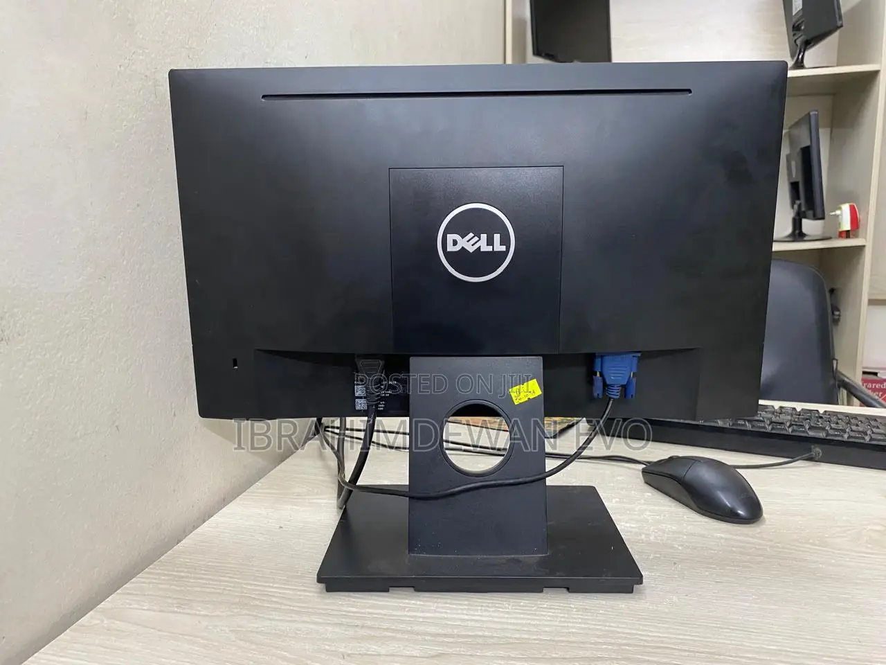Dell 19" Full Fresh Led Monitor With Hdmi ,Resolution (1366x768)