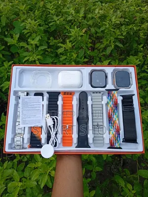 Photo -  Y80 Ultra Smartwatch Combo Pack –